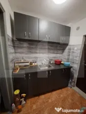 Cameră cămin , 19,80 mp, cu baie propie, cartier Valea Ro?
