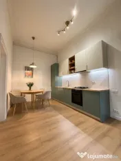 Apartament în clădire istorică, 150 mp, zona Sinaia | Exc 