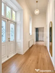 Apartament în clădire istorică, 150 mp, zona Sinaia | Exc 