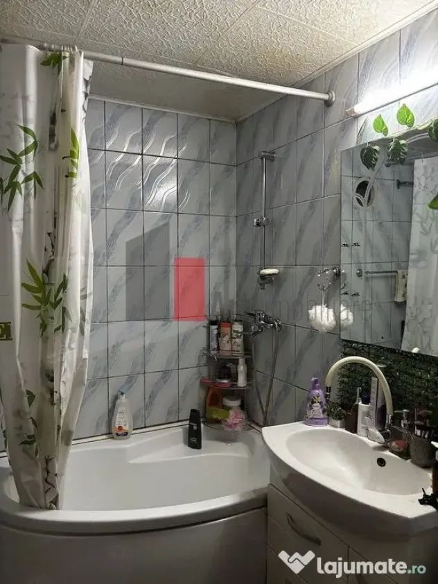 Vând apartament cu 3 camere și 2 băi în zona Militari - Bucuresti (Bucuresti-Ilfov)