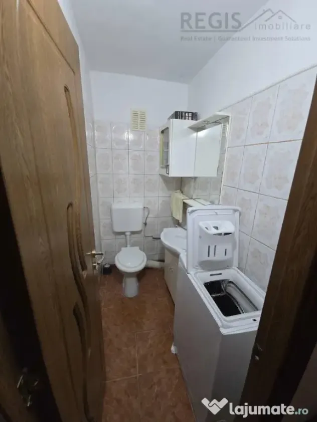 Apartament 3 camere, 2 bai, 2 balcoane, parcare,renovat-zona - Brasov (Brasov)
