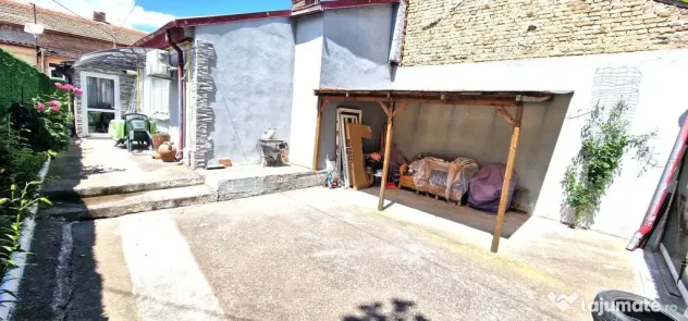 Casa din caramida. - Constanta (Constanta)