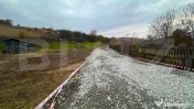 Teren intravilan la intrare in Ghinda