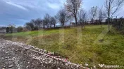 Teren intravilan la intrare in Ghinda