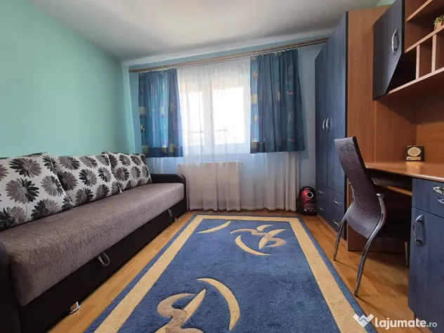 Inchiriez apartament 3 camere decomandat in Deva, zona Liliacului, - Deva (Hunedoara)