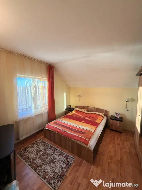 Casă spațioasă de vânzare în Mocira | 190 mp utili, 4 d - Mocira (Maramures)