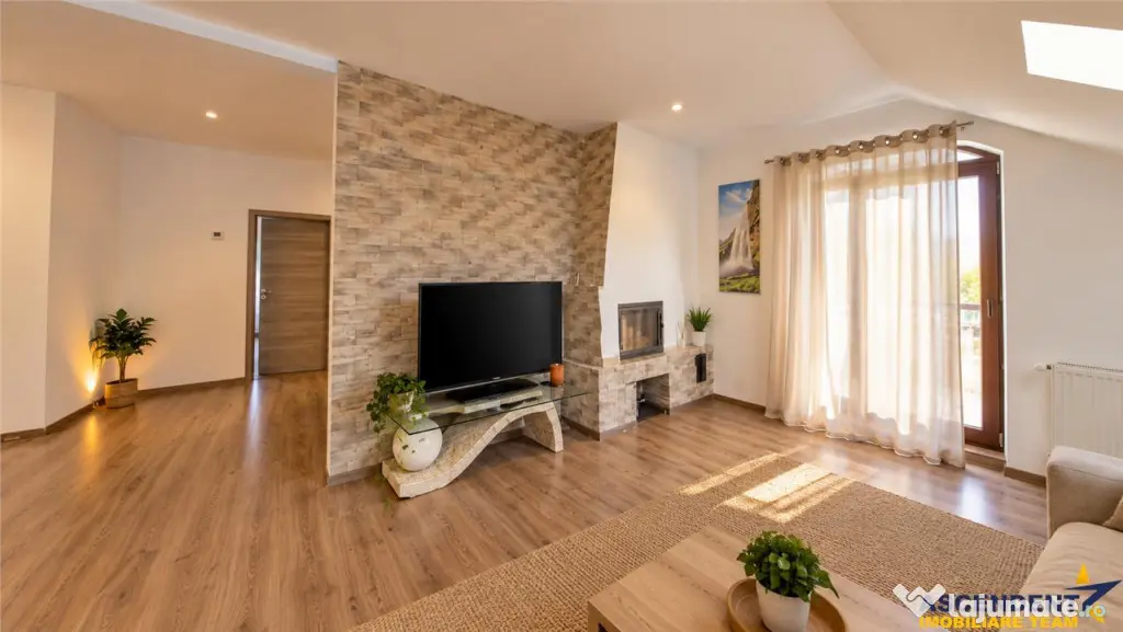 Black Friday! Resedinta exclusivista, pret exceptional, cond - Brasov (Brasov)
