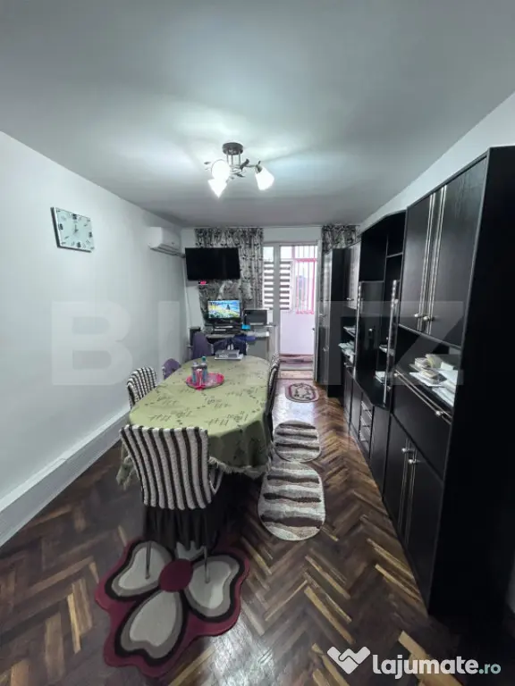 Apartament 4 camere, decomandat, Etaj2 -Zona Calea Bucuresti - Targu Jiu (Gorj)