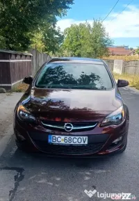 Opel Astra J Sedan 1.4 Turbo 140 CP – 2018 – 80.000 km – Prim proprietar 
