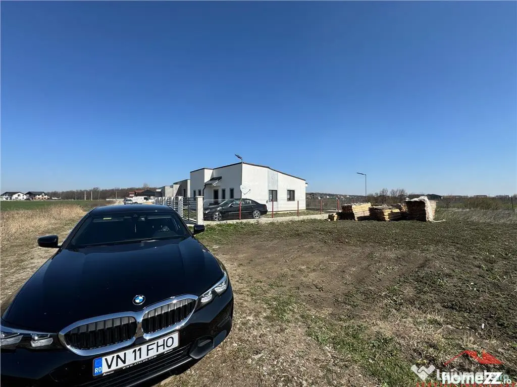 Loturi de la Crang ! Toate utilitatile in apropiere - Focsani (Vrancea)