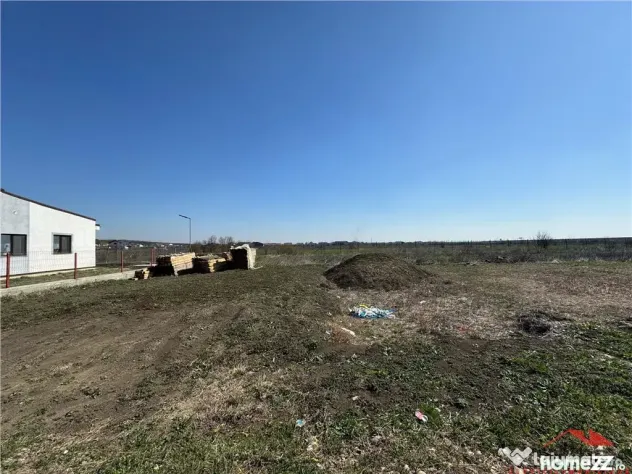Loturi de la Crang ! Toate utilitatile in apropiere - Focsani (Vrancea)