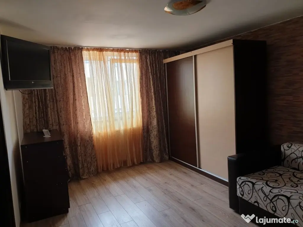 Apartament 2 camere decomandat