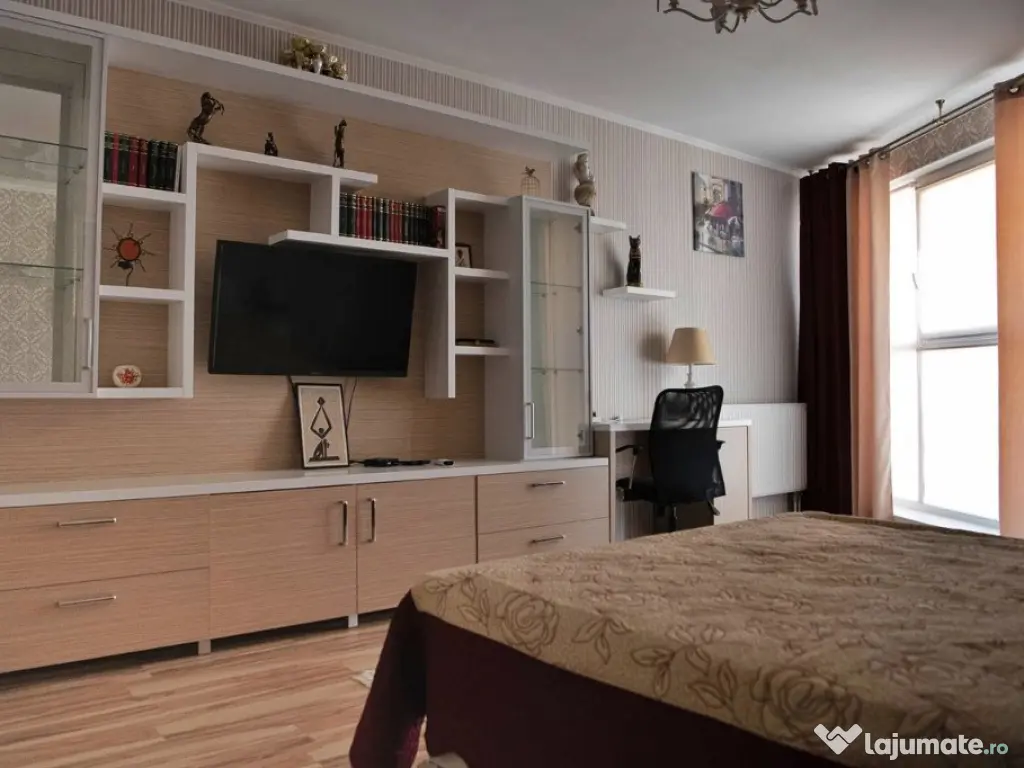 1 camera zona Tipografilor