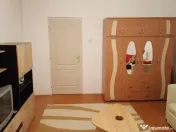 1 camera situat in zona Modern 