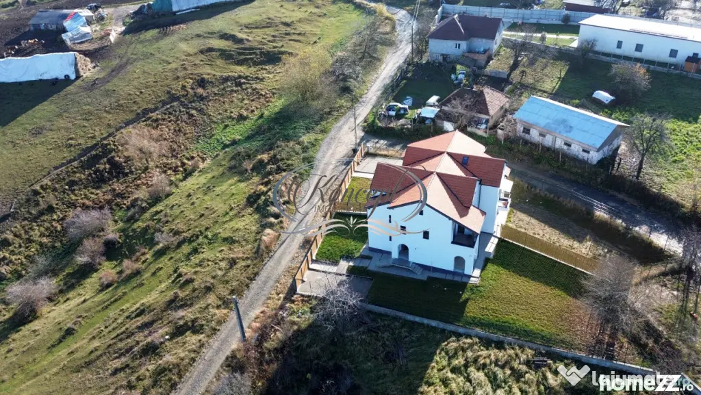 Duplex modern Feleacu cu vedere panoramica spre Cluj