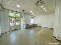 Spatiu comercial la parter de 65 mp cu vitrina zona Centrala