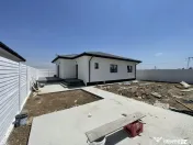 Clinceni, Putul Olteni, 4 camere, parter, 400mp, utilitati.