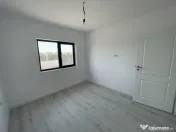 Clinceni, Putul Olteni, 4 camere, parter, 400mp, utilitati. 