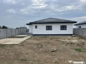 Clinceni, Putul Olteni, 4 camere, parter, 400mp, utilitati. 