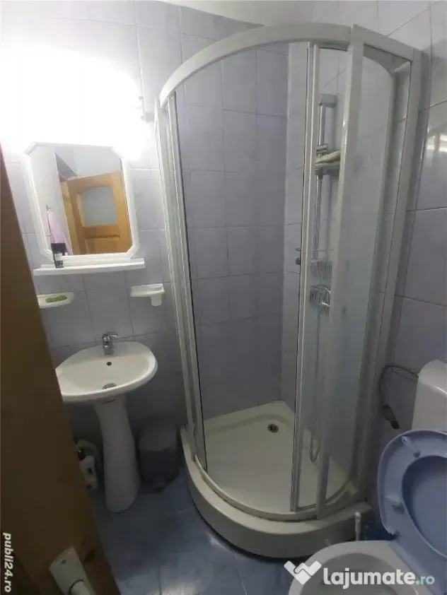 Apartament cu 2 camere semidecomandat olimpia