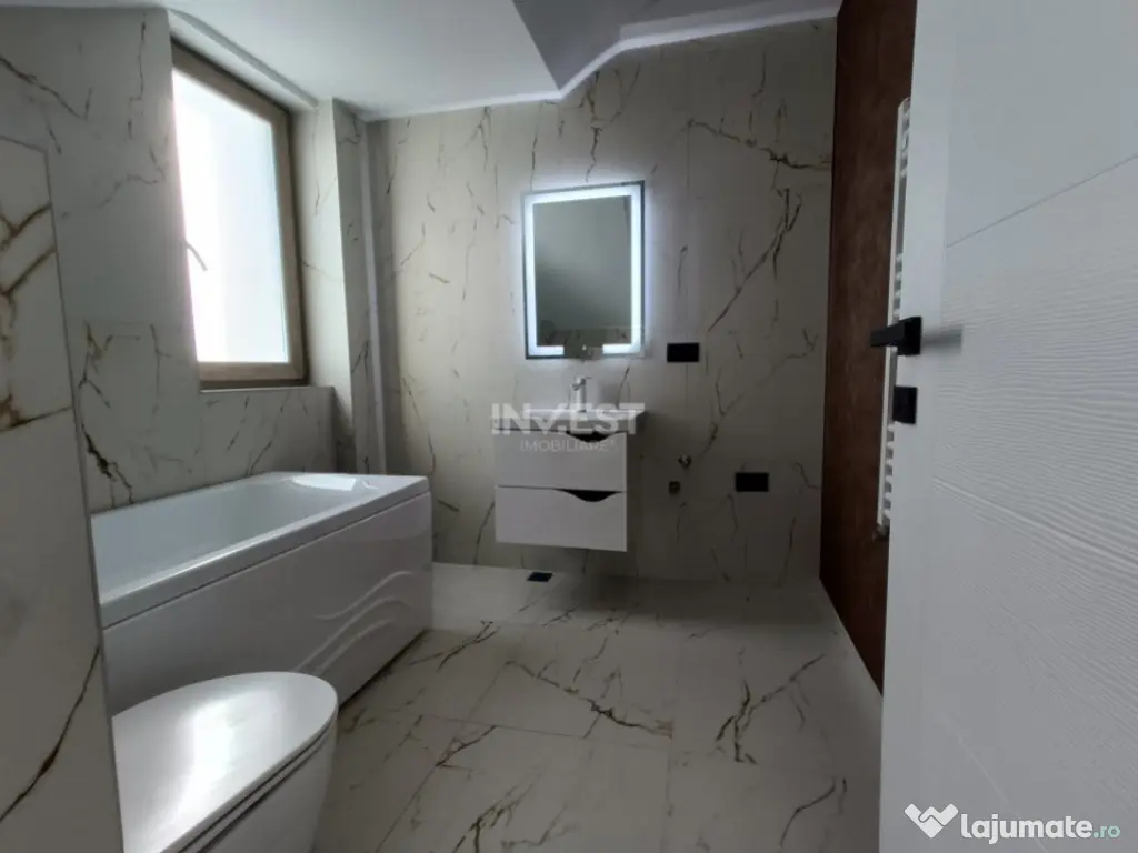 Vilă Duplex de Vânzare în Rediu, Iași