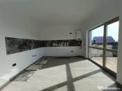 Vilă Duplex de Vânzare în Rediu, Iași 