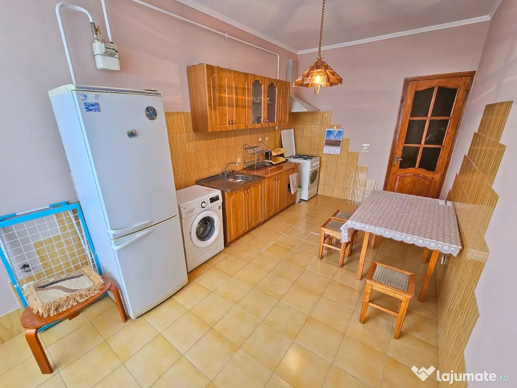 Apartament 1 camera semidecomandata zona Becas