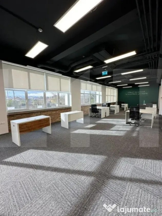 Etaj open space, ultramodern, in cladire clasa A.
