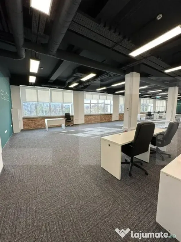 Etaj open space, ultramodern, in cladire clasa A.