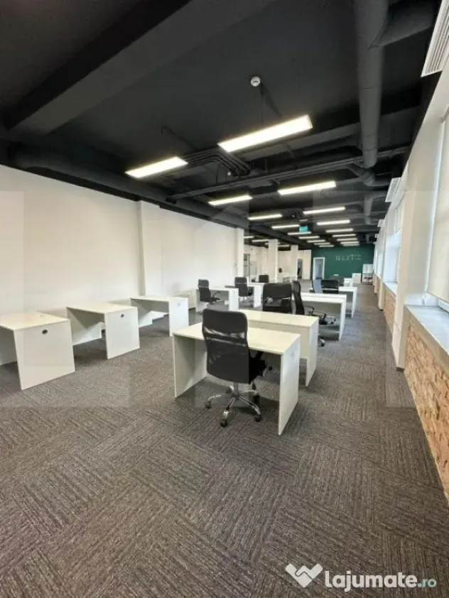 Etaj open space, ultramodern, in cladire clasa A.
