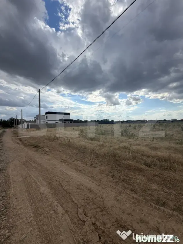 Teren intravilan 518 mp, zona Ionumi - Ford