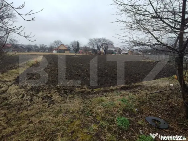 Casă Central în Radauți, teren 1500 mp