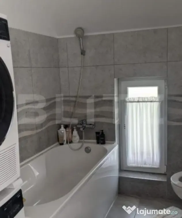 Casa individuala 5 camere, 161 mp utili, 725 mp teren, Dumbr