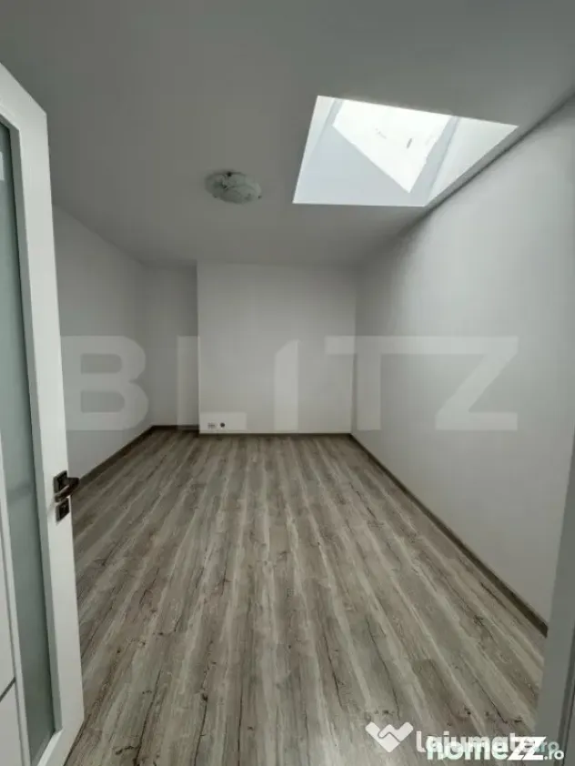 Apartament 3 camere, 100mp, situat pe 2 niveluri, zona Radau