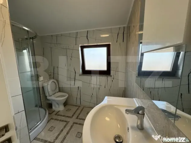 Apartament 3 camere, 100mp, situat pe 2 niveluri, zona Radau