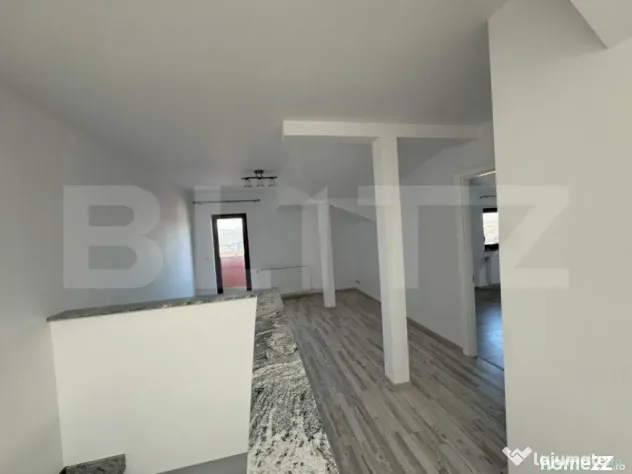 Apartament 3 camere, 100mp, situat pe 2 niveluri, zona Radau