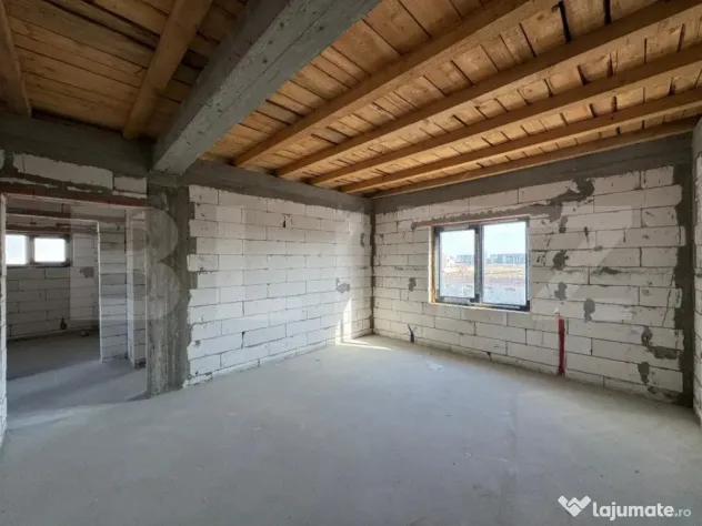 Casă P + M, de 131 mp utili, teren 339 mp, Pielești, zona