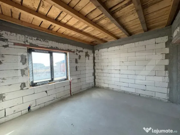 Casă P + M, de 131 mp utili, teren 339 mp, Pielești, zona