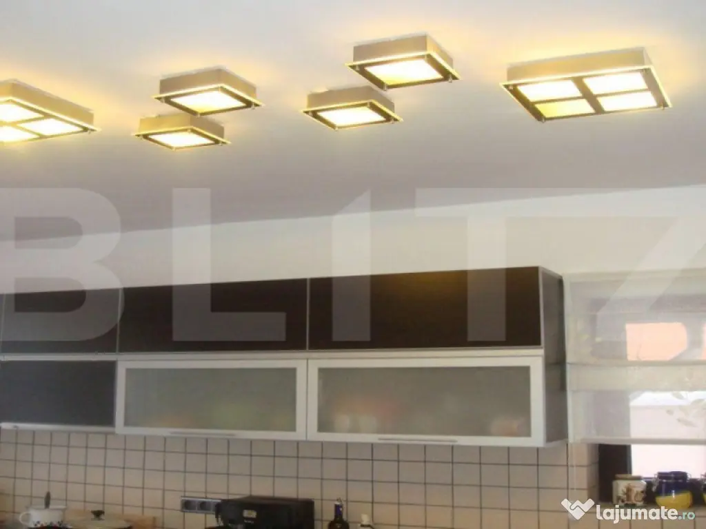 Casa cu 7 camere, 220mp, Unirii