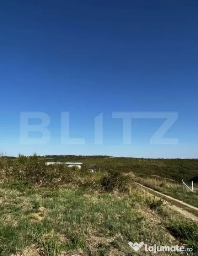 Teren, 2100mp , zona Podgoria lângă Hanul Pescarilor