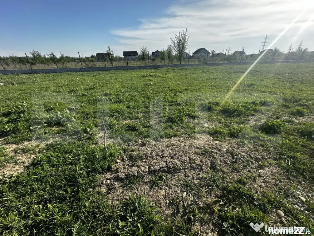 Teren intravilan, 850 mp, zona Prelungirea Panduri - Targu Jiu (Gorj)