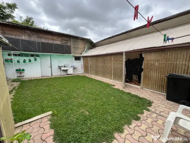 Casa constructie CARAMIDA --teren 250mp --zona str Babadag
