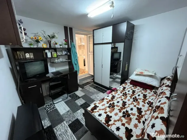 Casa constructie CARAMIDA --teren 250mp --zona str Babadag