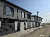 Vila de vanzare in Lazu 