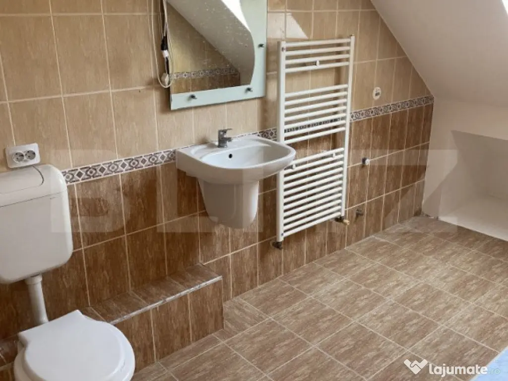 Apartament 2 dormitoare, 83 mp, zona Podul Jelnei