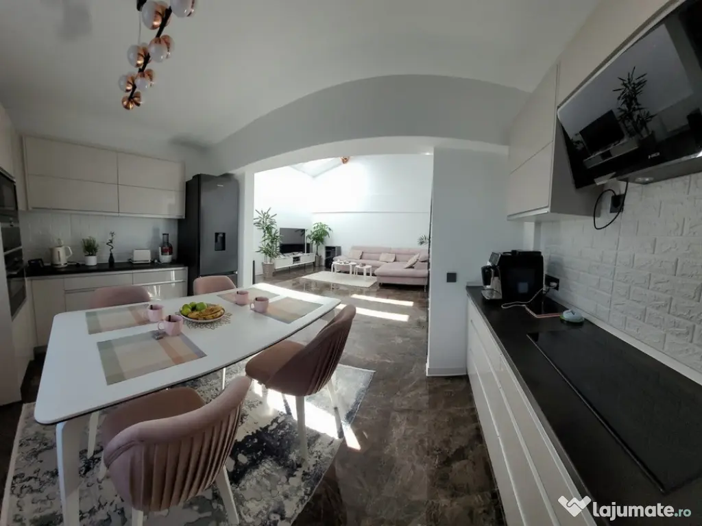 UNICAT în Brăila – Penthouse cu vedere la Dunăre