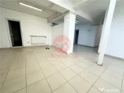 Spatiu comercial foarte spatios, ideal pentru clinici medica 