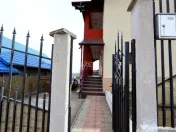 Casă de vânzare în Rediu – Spațiu Generos pentru Două 