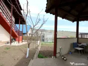 Casă de vânzare în Rediu – Spațiu Generos pentru Două 