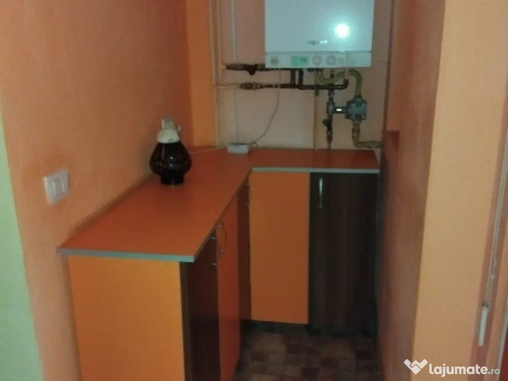 Proprietate cu 2 cladiri in Chisineu Cris - ID : RH-41243-property